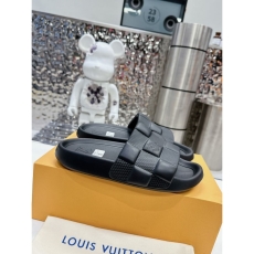 Louis Vuitton Slippers